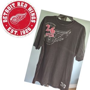 Detroit Red Wings tee